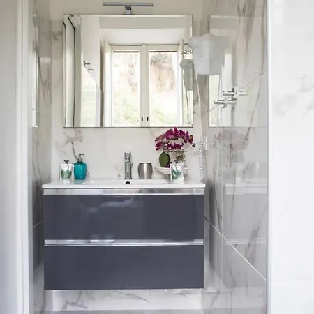 Silver Luxury Jacuzzi Suite Trastevere-3